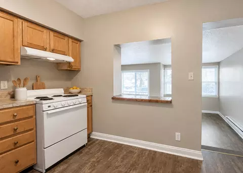 880 Wilson Ave, Saint Paul, MN 55106