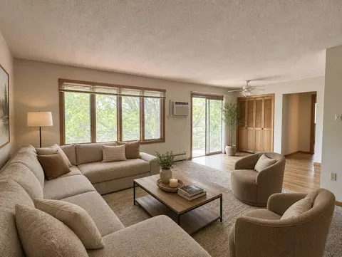 3544 Aquila Cir, Saint Louis Park, MN 55426