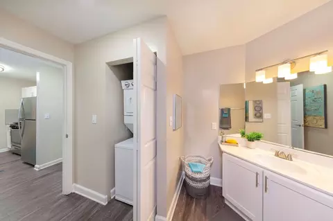 13000 Wilkes Way, Herndon, VA 20170 photo 8