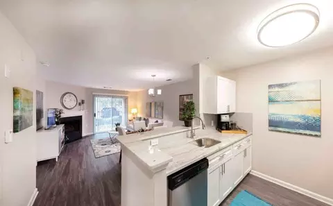 13000 Wilkes Way, Herndon, VA 20170 photo 4