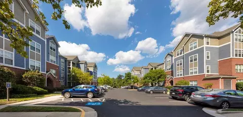 13000 Wilkes Way, Herndon, VA 20170 photo 12