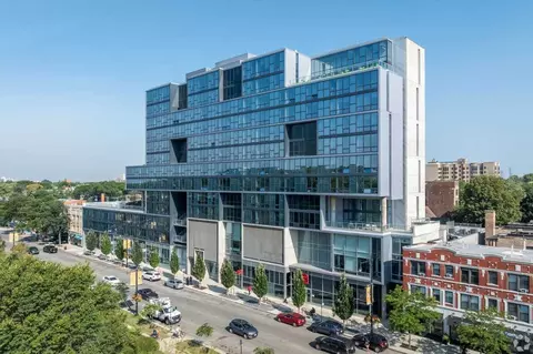 1330 E 53rd St, Chicago, IL 60615