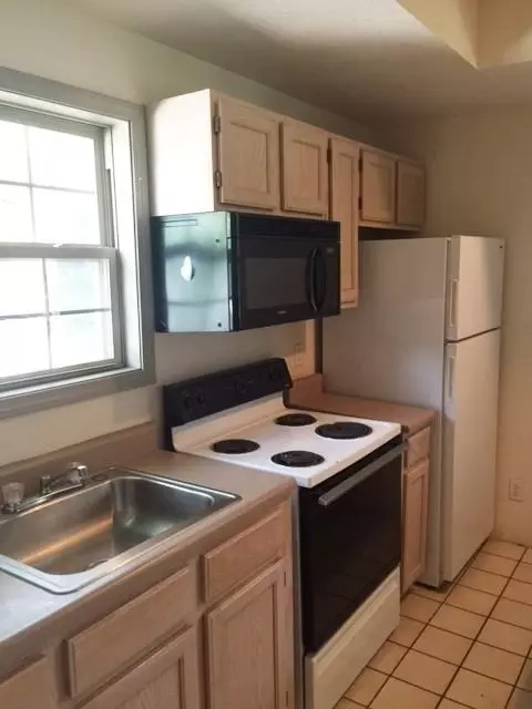 308 W Green St, Urbana, IL 61801 photo 5