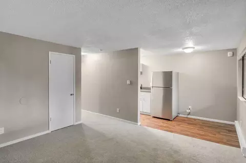 4813 S 252nd Pl, Kent, WA 98032