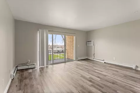21800 Coolidge Hwy, Oak Park, MI 48237 photo 4