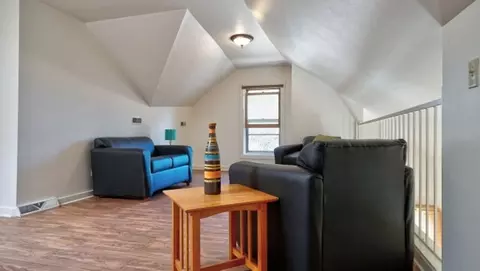810 E Gorham St, Madison, WI 53703 photo 2