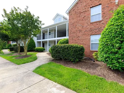 900 Golden Horseshoe Cir, Morrisville, NC 27560 photo 23