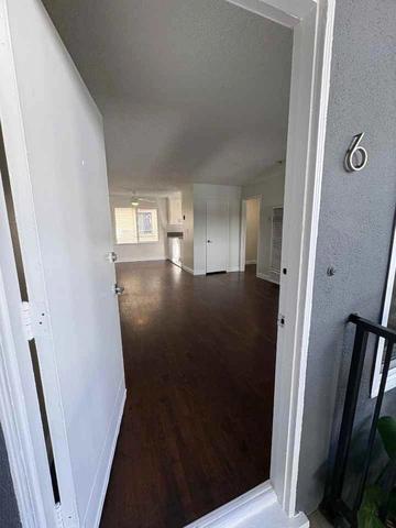 1260 E 2nd St, Long Beach, CA 90802