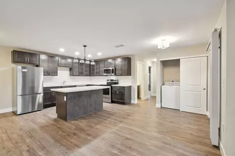 5855 W 11th Ave, Lakewood, CO 80214