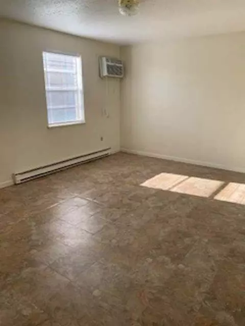 2627 Poinsett Hwy, Greenville, SC 29609