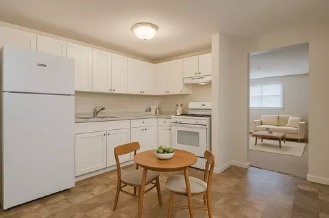 199 Aiken Ave, Lowell, MA 01850