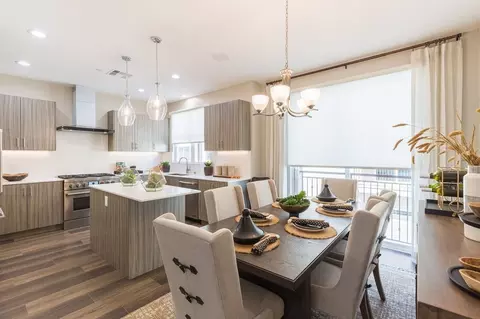 4240 Las Virgenes Rd, Calabasas, CA 91302