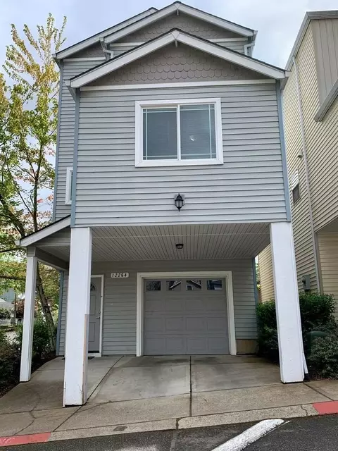 12200 SE Ramona St, Portland, OR 97236