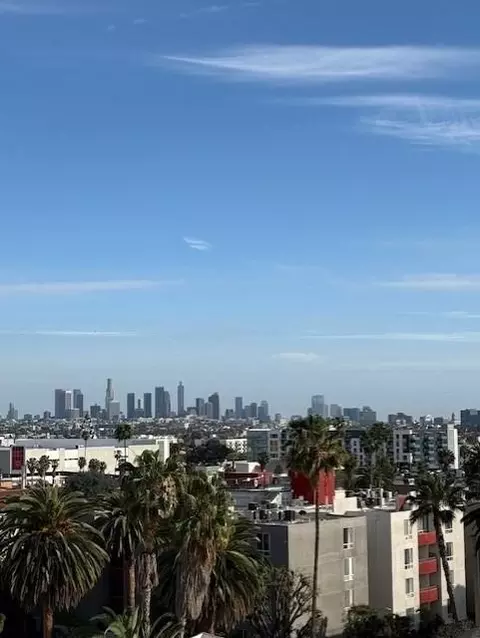 5750 Hollywood Blvd, Los Angeles, CA 90028