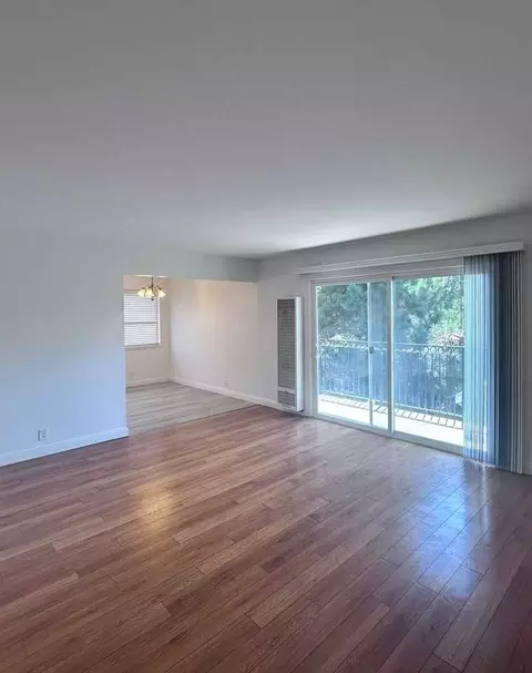 906 E 4th Ave, San Mateo, CA 94401