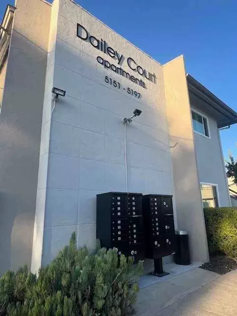 5151 Dailey Ct, La Mesa, CA 91942
