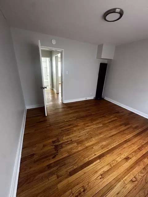 1403 Nightingale Rd, Louisville, KY 40213