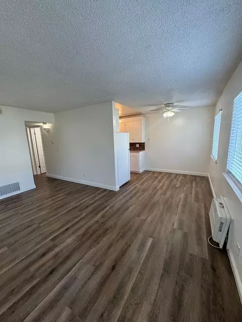 221 Quincy St, Lincoln Village, CA 95207