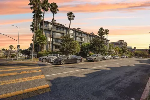 310 S Virgil Ave, Los Angeles, CA 90020