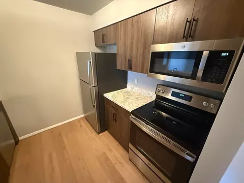 Milwaukee Ave, Milwaukee, WI 53213