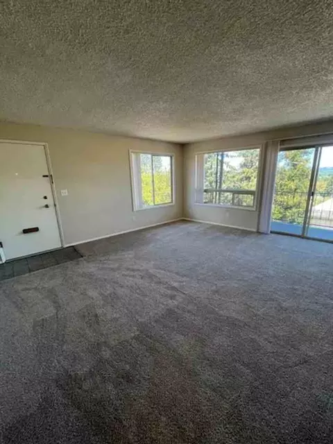 920 John Adams St, Oregon City, OR 97045