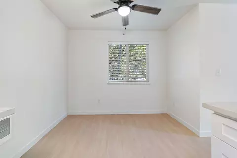 805 NE Kane Dr, Gresham, OR 97030 photo 35