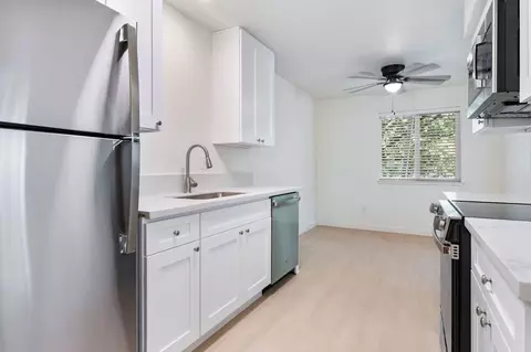 805 NE Kane Dr, Gresham, OR 97030 photo 34