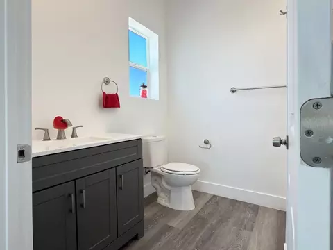 1491 Atlantic Ave, Long Beach, CA 90813 photo 28