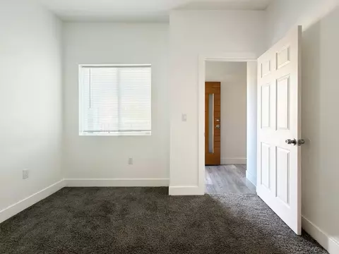 1491 Atlantic Ave, Long Beach, CA 90813 photo 14