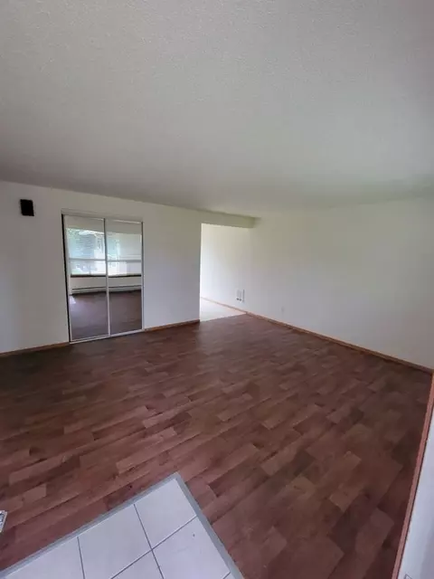 7325 Riverside Dr E, Sumner, WA 98390 photo 4
