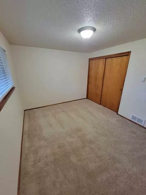 7325 Riverside Dr E, Sumner, WA 98390 photo 6