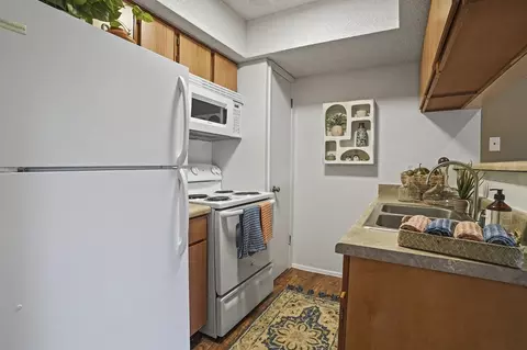 9375 Viscount Blvd, El Paso, TX 79925 photo 3