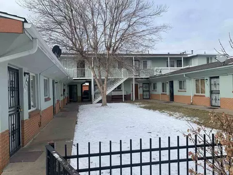 1129 Akron St, Aurora, CO 80010