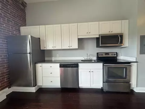 5721 Elwood St, Pittsburgh, PA 15232