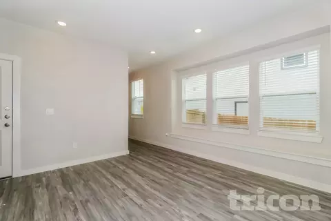 440 Raglands Rd, Leander, TX 78641