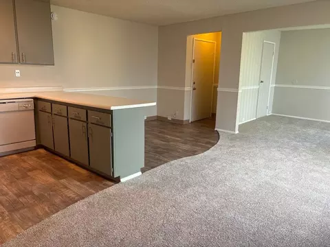1616 Q St, Sacramento, CA 95811