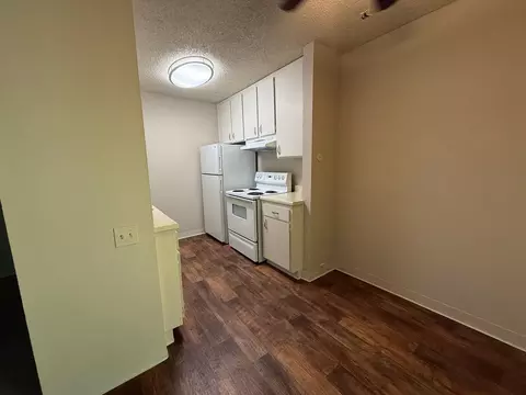 1616 Q St, Sacramento, CA 95811