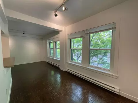 1907 1st Ave, Seattle, WA 98101
