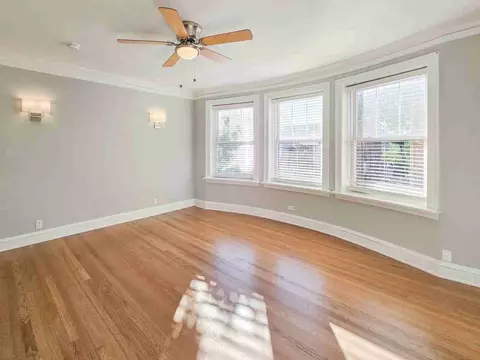 4917 N Hermitage Ave, Chicago, IL 60640