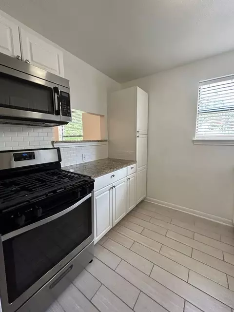 1710 Enfield Rd, Austin, TX 78703