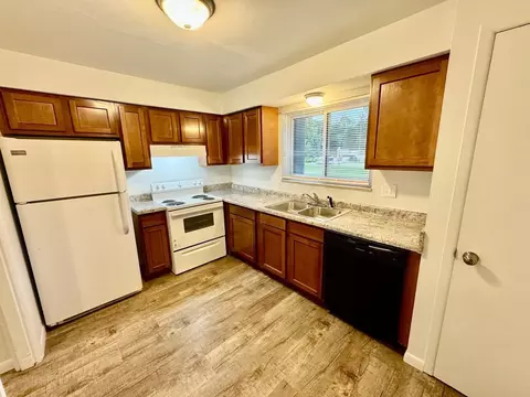 1100 W Michigan Ave, Ypsilanti, MI 48197