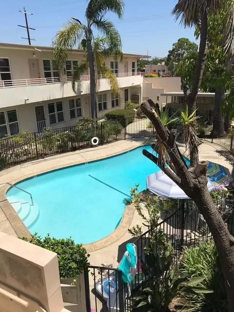 3575 3585-3595 S Sepulveda #3575-3575, Los Angeles, CA 90034