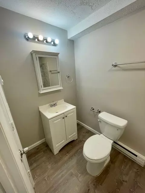 222 Bradley Ave, Waterbury, CT 06708 photo 48