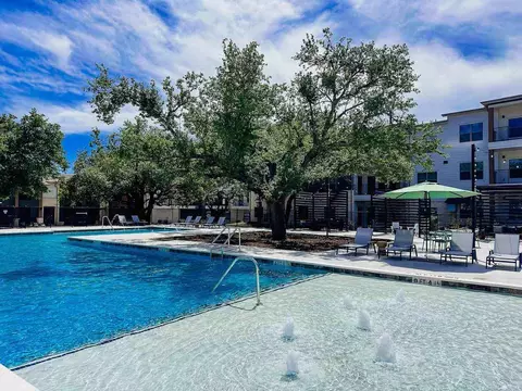 116 Talon Grasp Trl, Leander, TX 78641 photo 4