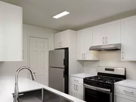 10306 Strathmore Hall St, North Bethesda, MD 20852 photo 10
