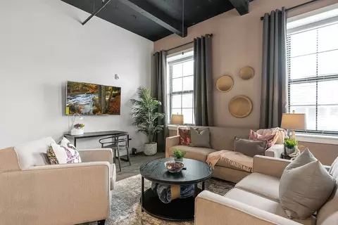 212 W Roberts Ave, Philadelphia, PA 19144