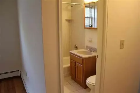 324 Leonia Ave, Bogota, NJ 07603 photo 4