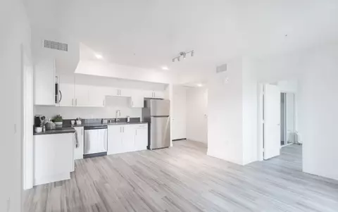 706 N Alvarado St, Los Angeles, CA 90026