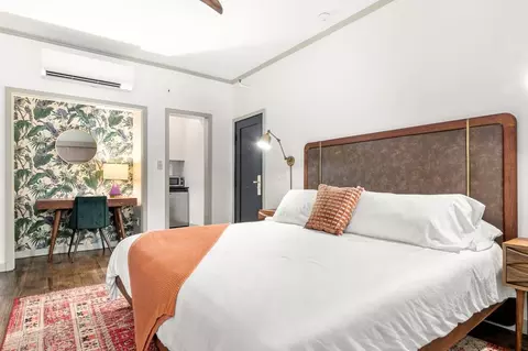1830 N Cherokee Ave, Los Angeles, CA 90028