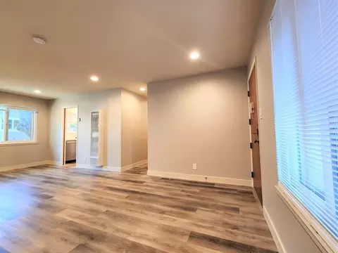 665 Roble Ave, Menlo Park, CA 94025